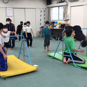 2月25日の体育教室・Aクラス✴️鉄棒✴️の画像