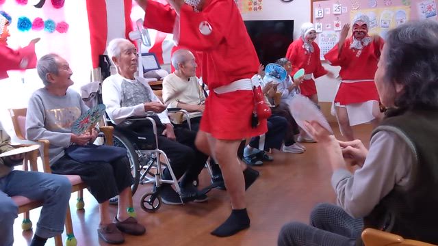 ひょっとこ踊りと炭坑節の記事動画