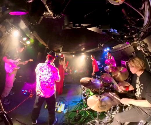 ライブの記事動画