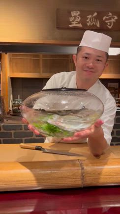 奈良のミシュラン二ツ星★★飲食店で「みわ牛」リブロースのしぐれ煮の記事動画