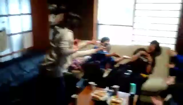 大爆笑！みんな大好き！みつばちクラブ。の記事動画