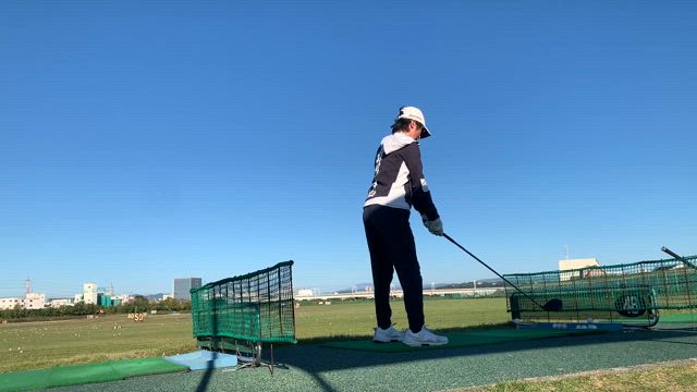 頑張って飛ばす練習とフォロースルーの記事動画