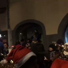 クレルモン＝フェランのクリスマスマーケットの動画の画像