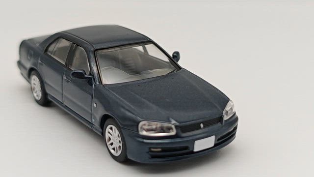トミカ】リミテッドヴィンテージNEO ニッサン スカイライン 4ドア 25GT