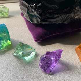 未来は不安に思うよりの画像