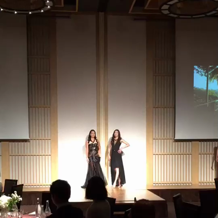 ソラディア様10周年記念パーティーでのファッションショー♪の記事動画