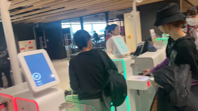東京に戻りましたの記事動画