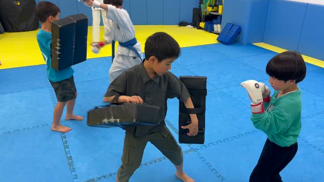 木曜少年部の様子の記事動画