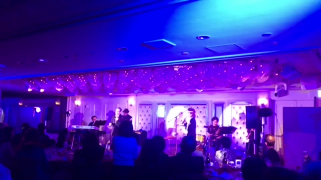KKR HOTEL TOKYO ★Chiristmas　Dinner　Show★の記事動画