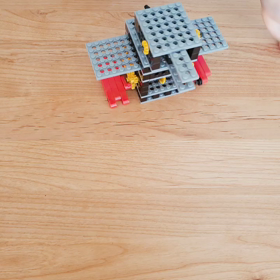 息子自作のロボット作品の画像