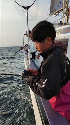 ☆３月３０日・モンスター浮上❗特大マハタ７㎏❗☆の記事動画