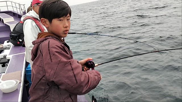 ☆２８日・釣果｡ヒラメ優勢､大鮃も❗良型マハタ’Sも!☆の記事動画
