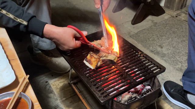 画廊飛鳥でバーベキューの記事動画