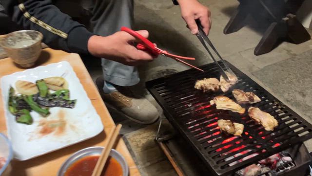 画廊飛鳥でバーベキューの記事動画