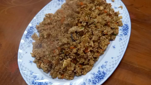 簡単料理　チャーハンの記事動画