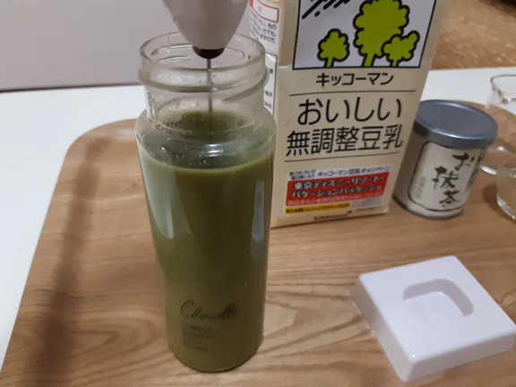 DAISOのカプチーノミキサーが;:ﾞ;｀(;ﾟ;ж;ﾟ; )の記事動画