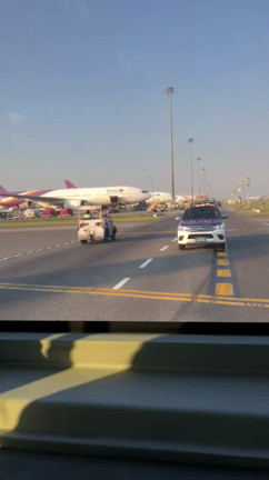 バンコク✈️の記事動画
