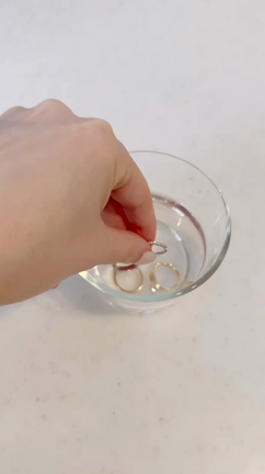 アクセサリーのお手入れの記事動画
