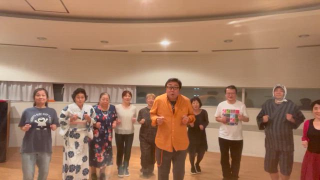 動画撮影の裏側の記事動画