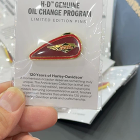 H-Dタンクコレクション・ピンバッジ！オイル交換でプレゼント