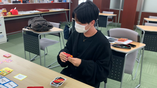 お昼休みにテーブルゲーム！！の記事動画