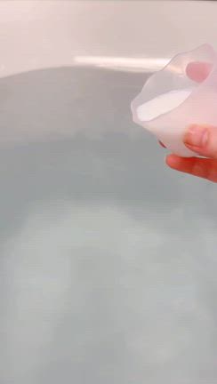 1歳娘とのお風呂タイムにの記事動画