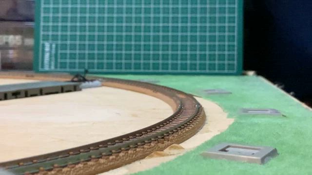 TOMIX＆KATO 新旧混ぜ込みキハ58系急行列車の落成の記事動画