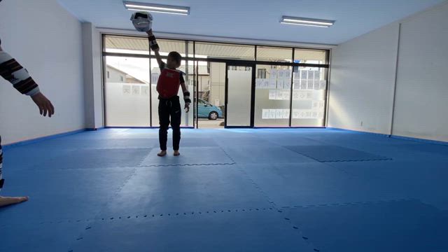 練習中の記事動画