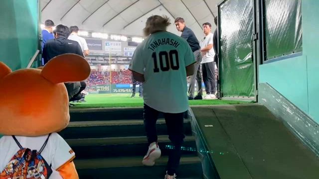 ウキウキ投球の記事動画