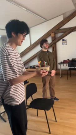 誕生日会ラッシュ！の記事動画