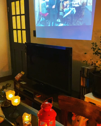 ステイホームはこう楽しむ！悠情楽団無観客Liveの記事動画