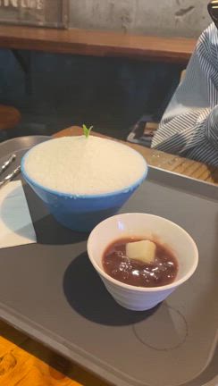 【韓国現地レポ】東大門市場の地元民おすすめ！深夜営業の絶品ピンス屋さんの記事動画