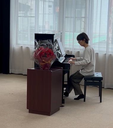年度末恒例のプチ発表会♪皆さんの上達ぶりに感激の記事動画