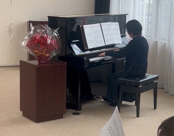 年度末恒例のプチ発表会♪皆さんの上達ぶりに感激の記事動画
