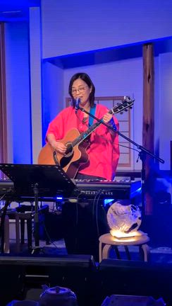 ウッシーの「月のない夜」は名曲の記事動画