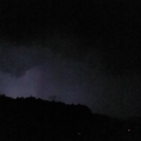 遠雷の画像