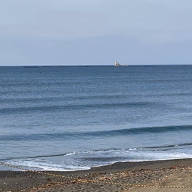 今朝の湘南の波②の画像