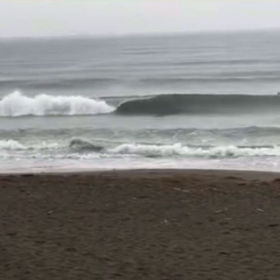 今朝の湘南の波①の画像