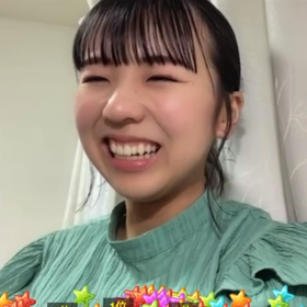 鍛治島彩のガッツポーズの画像