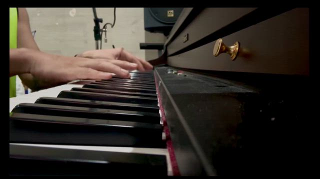 明日はHIRΦNO DEPARTURE RECITALの記事動画