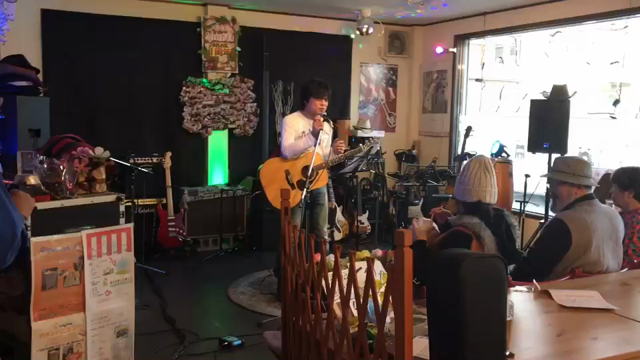 ライブを観に行って…まさかの展開にの記事動画