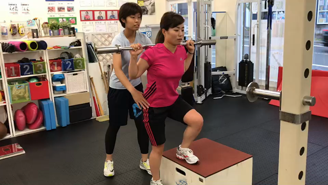 お盆休みの記事動画