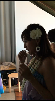 「ラウレア」今夏も活動中〜元アイドルのフラチーム！〜の記事動画