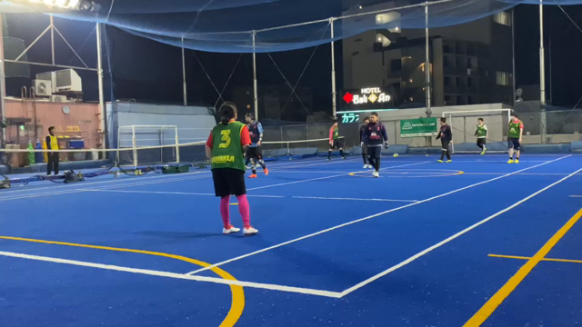 初フットサル⚽️の記事動画
