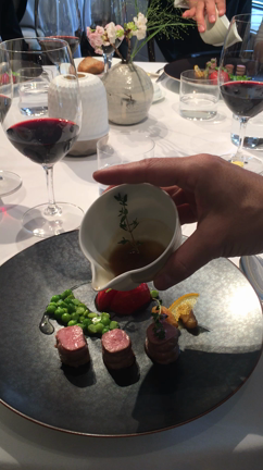 卒業お祝いの記事動画