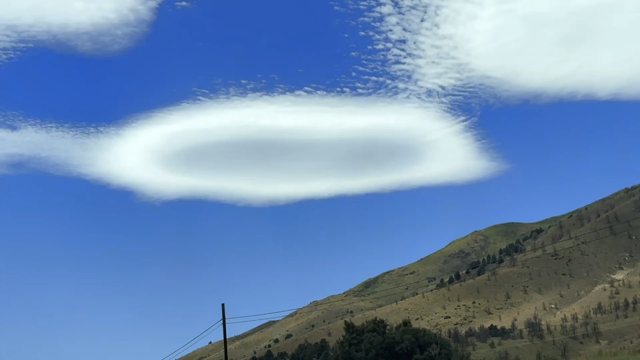 【不思議な雲が。】の記事動画