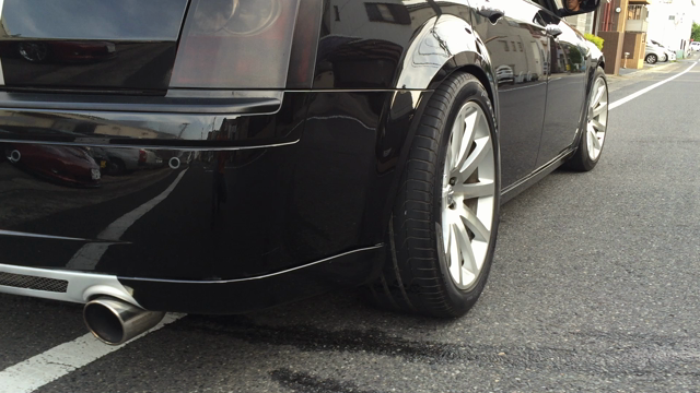 カスタム300C入庫！の記事動画