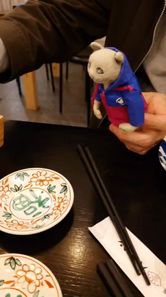 ◆ やみギョーザ？ ◆ 餃子酒場ハチサン（高岡市）◆ 正しき餃子道！直接対決だ！闇を斬る！モモ？の記事動画