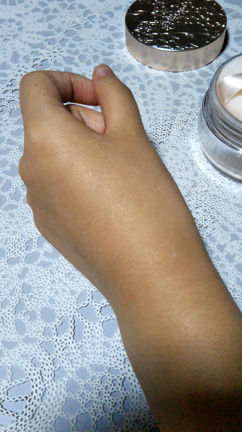 コスメデコルテ フェイスパウダーの記事動画