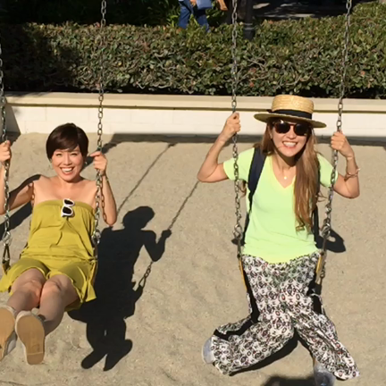 サンセットの見えるレストランディナー。ロサンゼルスのマリブにて。の記事動画